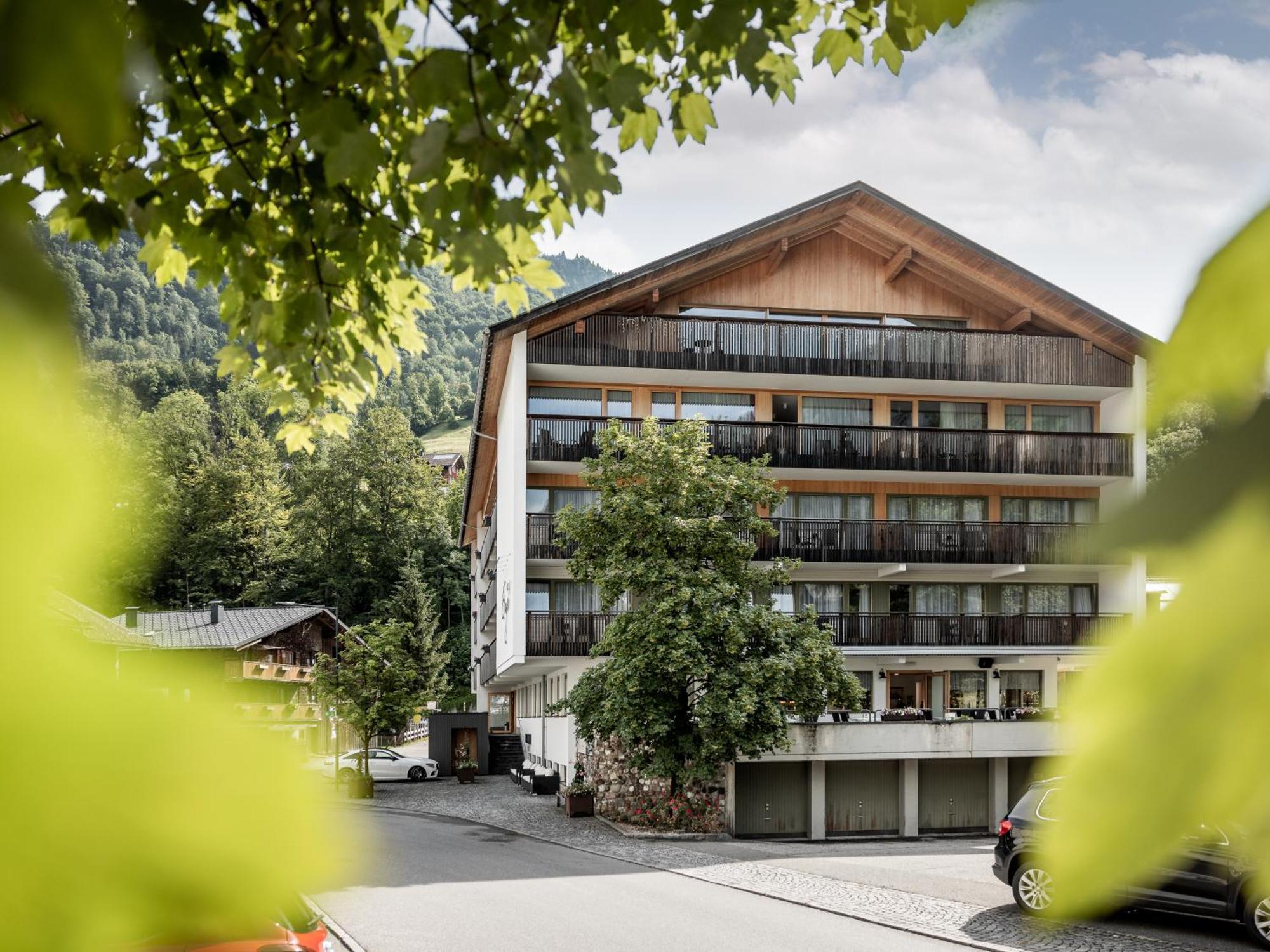 Hotel Engel Mellau Exterior foto